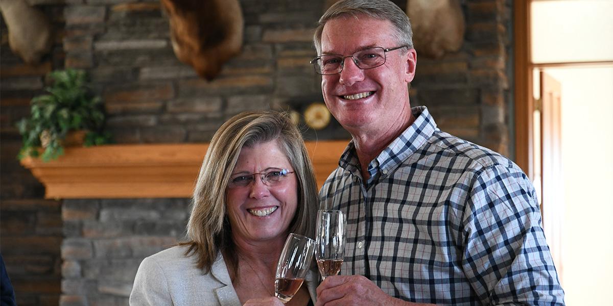 Cindy Steinbeck ‘02 and Steve Schedler ‘84